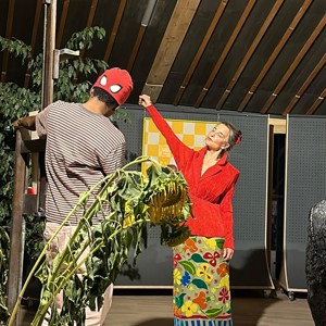 402 1